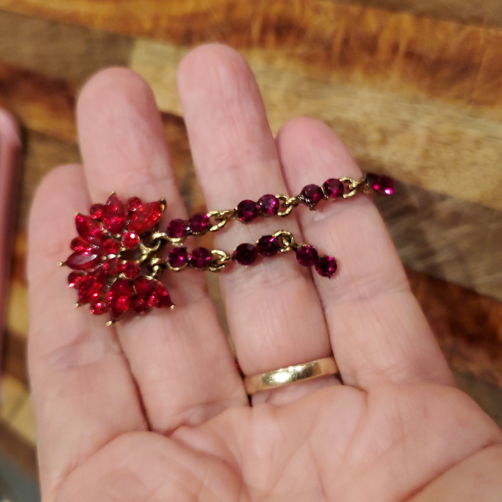 Elegant Vintage Ruby Red Crystal Drop Earrings Si… - image 7